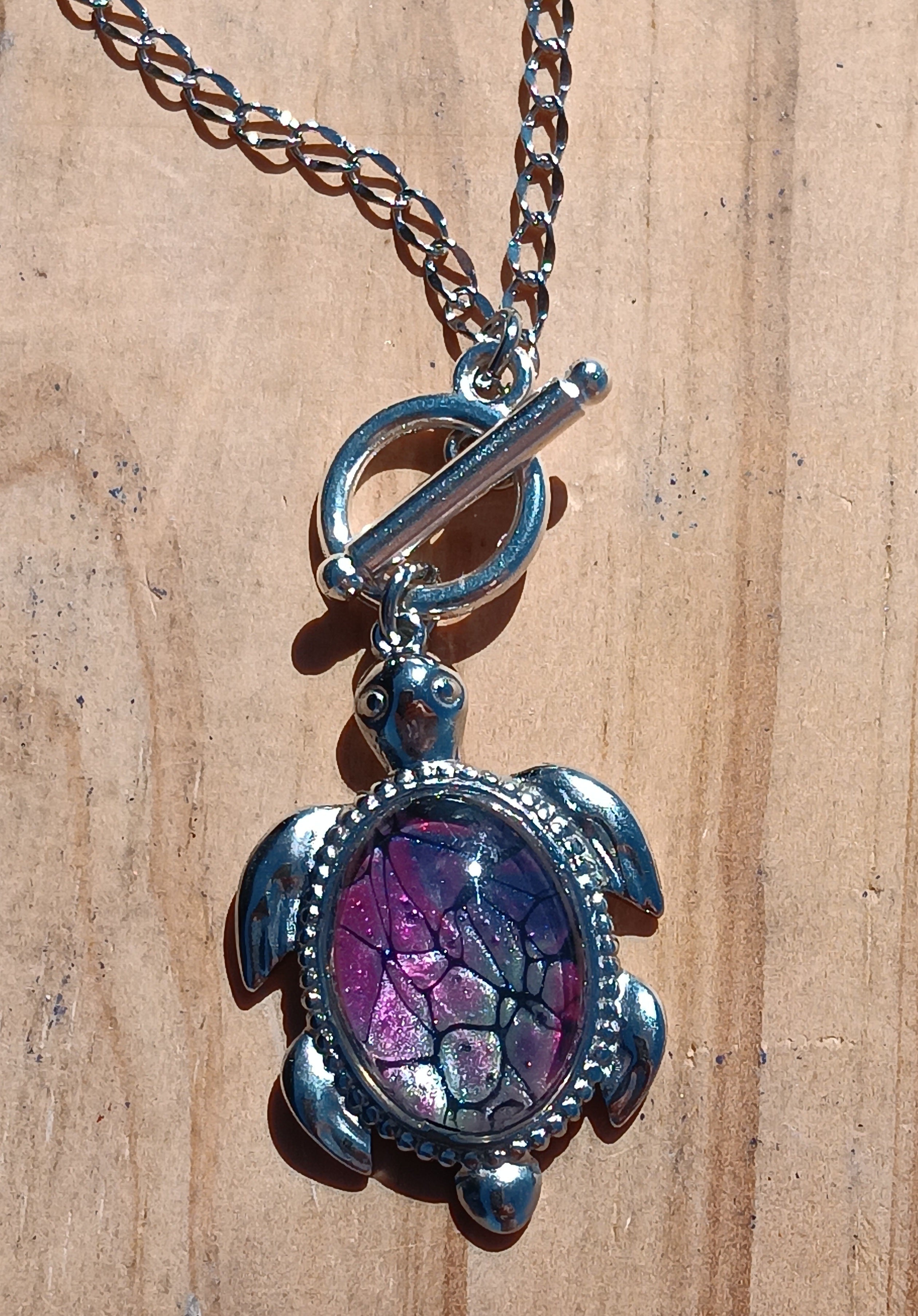 ST1012 Pink and Silver Turtle