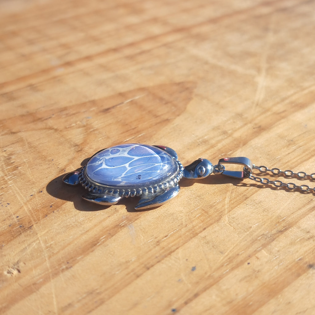 ST1010 Purple Turtle Necklace