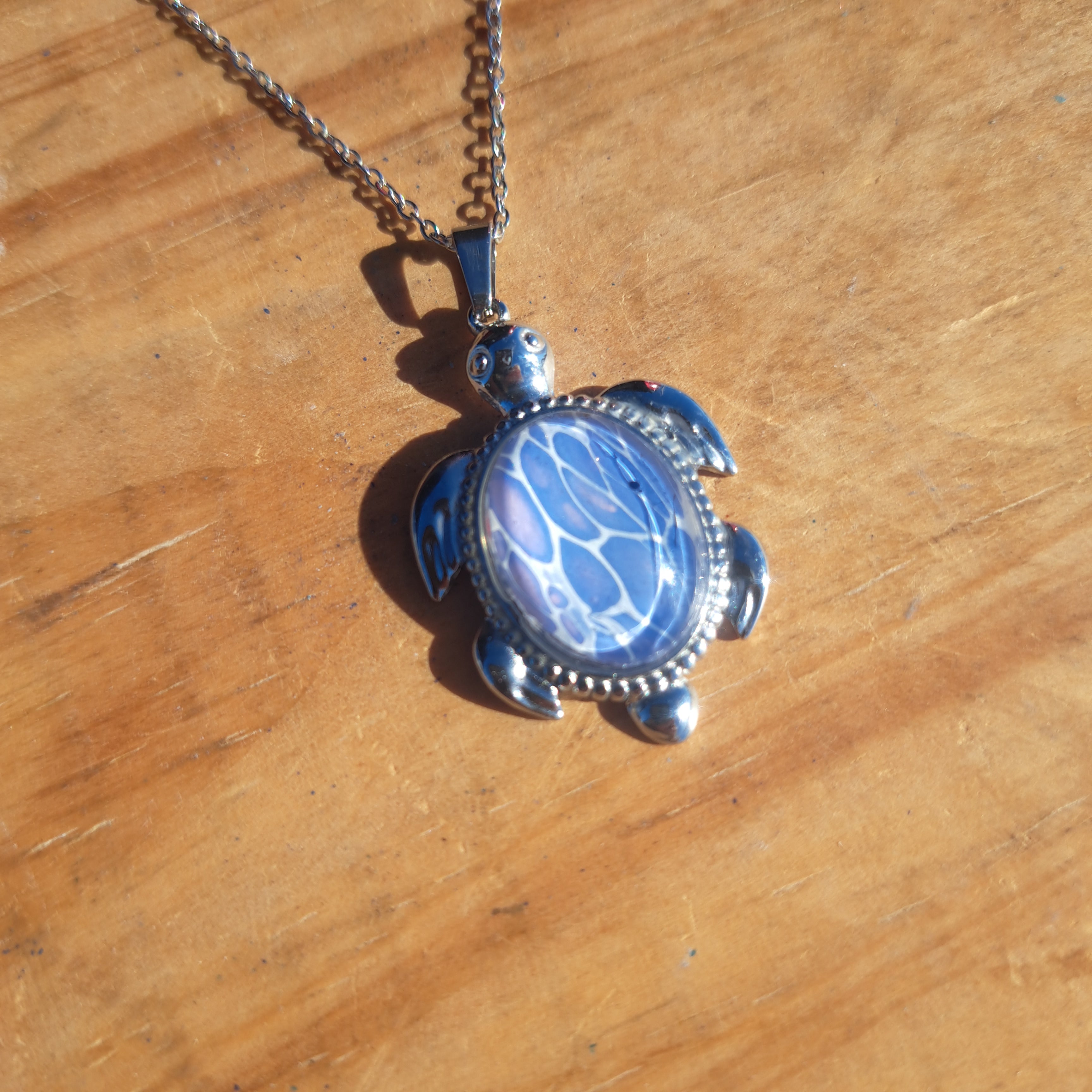 ST1010 Purple Turtle Necklace