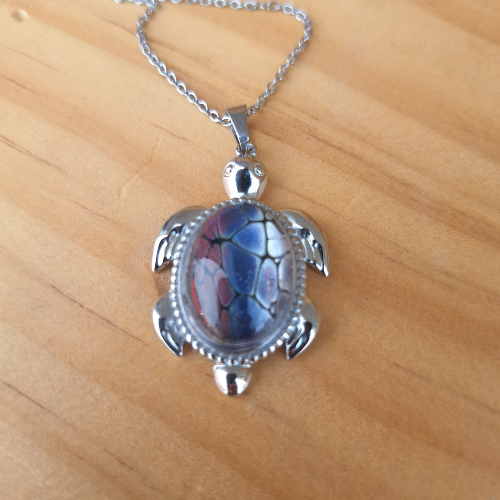 ST1011 Painted Pink/Purple/Silver Turtle Necklace