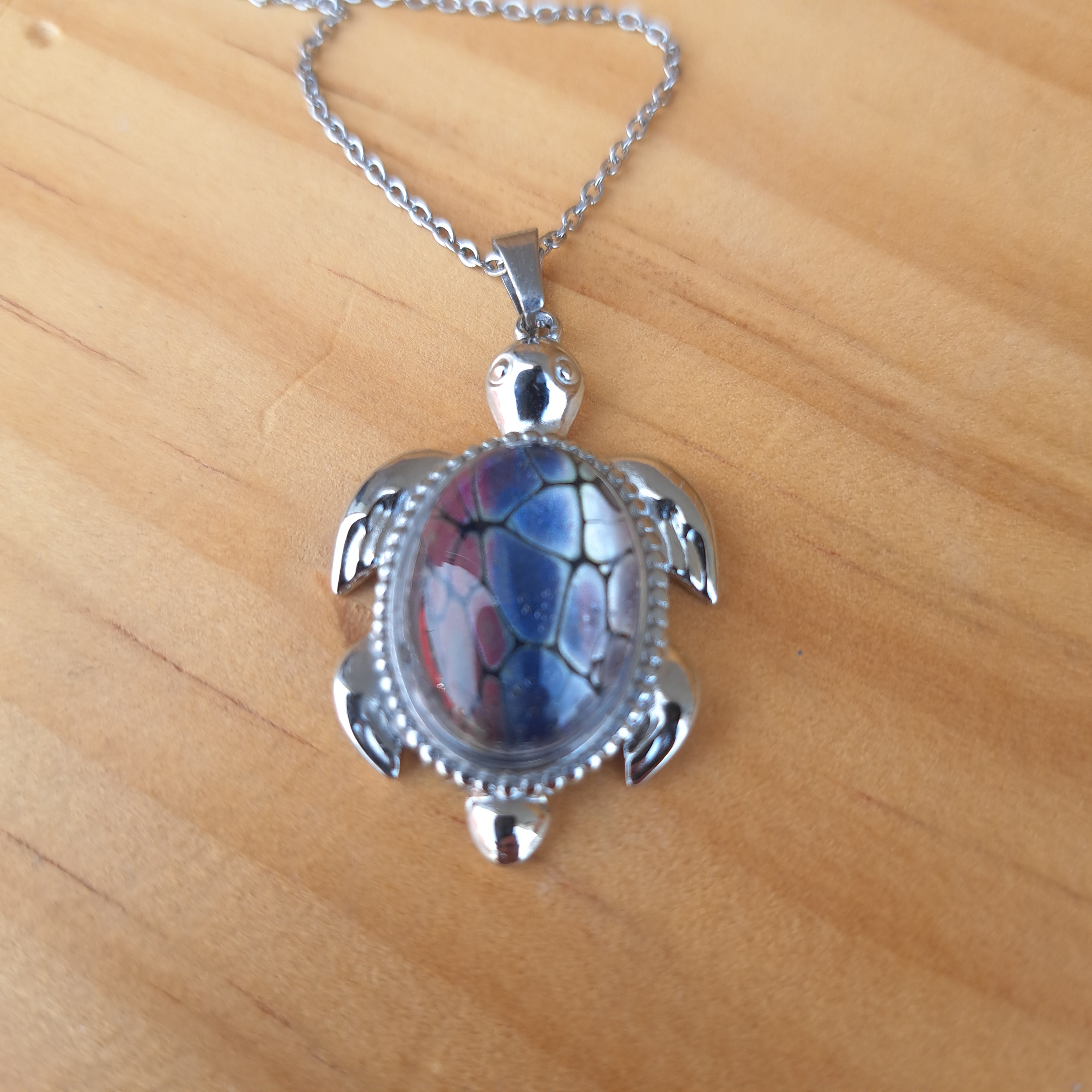 ST1011 Painted Pink/Purple/Silver Turtle Necklace