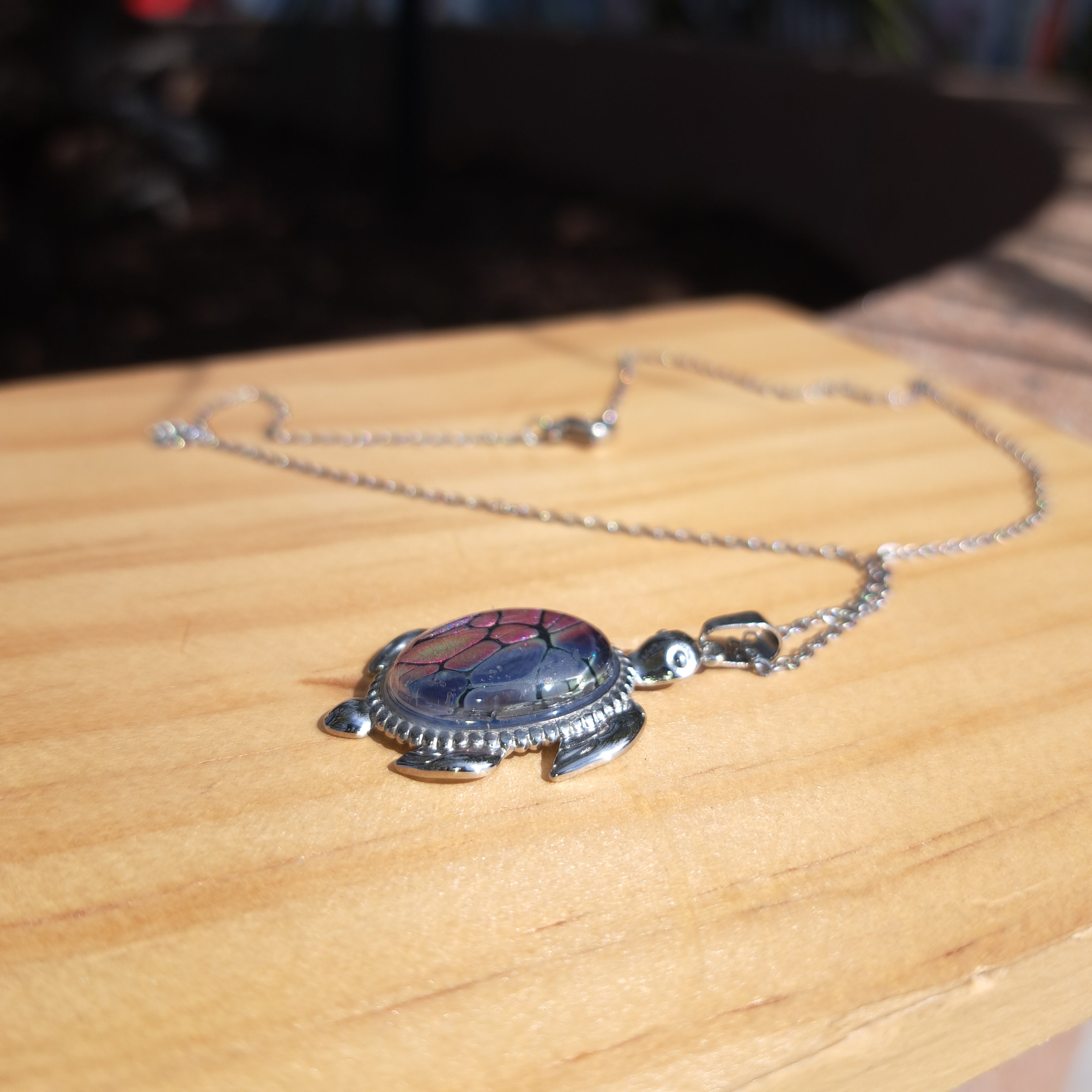 ST1011 Painted Pink/Purple/Silver Turtle Necklace