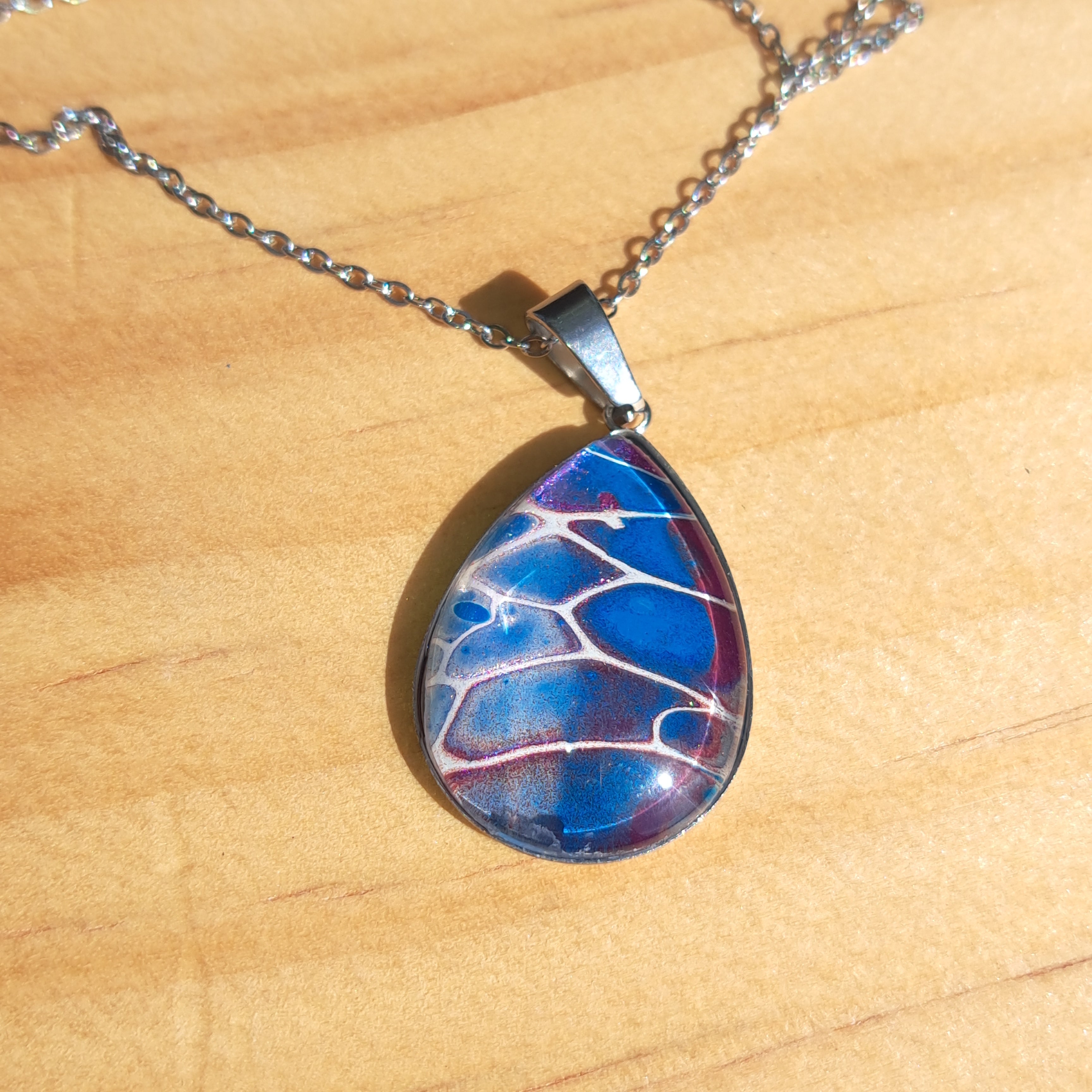 P1017 Turquoise and Magenta Teardrop Necklace