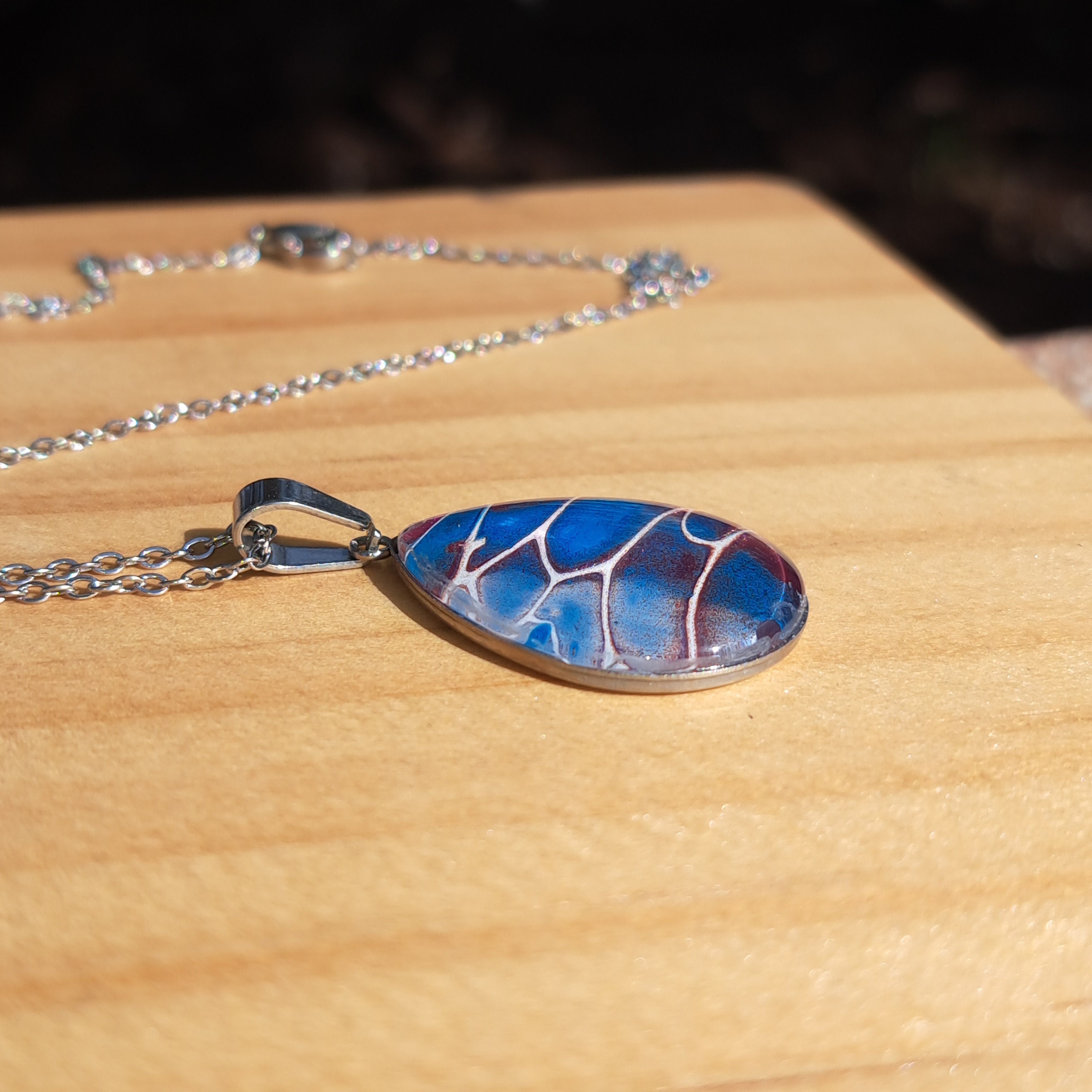 P1017 Turquoise and Magenta Teardrop Necklace